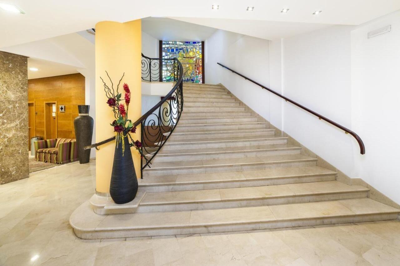 Hotel Globales Almirante Farragut Cala'N Blanes  Zewnętrze zdjęcie
