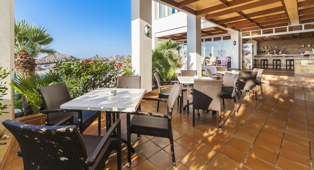 Hotel Globales Almirante Farragut Cala'N Blanes  Zewnętrze zdjęcie