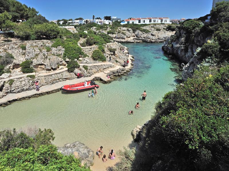 Hotel Globales Almirante Farragut Cala'N Blanes  Zewnętrze zdjęcie
